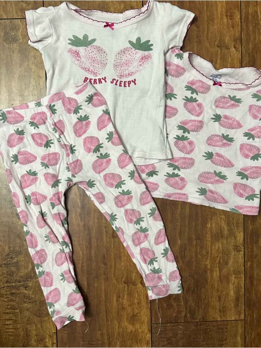 Cutie Pie Dreamers Kids Strawberry Print Pink Pajama Set 24 months